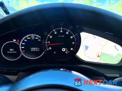 Zdjęcie 9 z 14 samochodu: 2019 PORSCHE CAYENNE VIN:WP1AA2AY6KDA08972 - miniatura