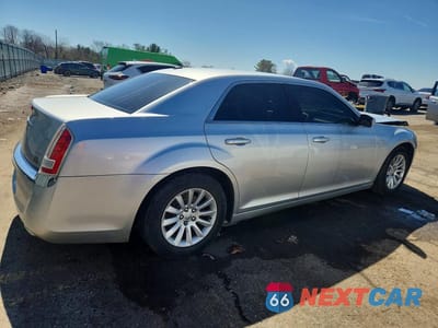 Trzecie zdjęcie samochodu z tyłu: 2012 CHRYSLER 300 VIN:2C3CCAAG5CH209809 - miniatura