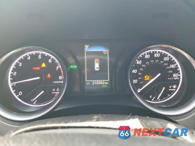 Zdjęcie 9 z 12 samochodu: 2018 TOYOTA CAMRY SE VIN:4T1B11HK2JU141840 - miniatura