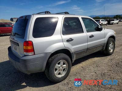 Trzecie zdjęcie samochodu z tyłu: 2005 FORD ESCAPE XLT VIN:1FMYU93175KA70926 - miniatura