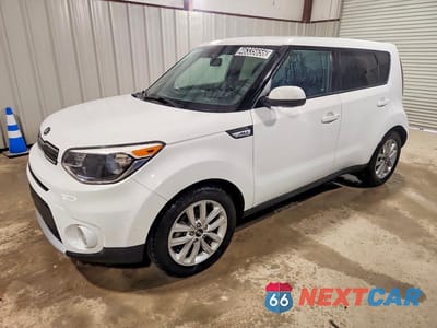 2017 KIA SOUL + KNDJP3A55H7475772 - główne zdjęcie licytacji z USA - miniatura