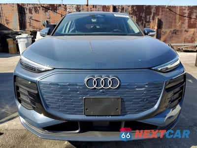 Piąte zdjęcie samochodu w środku: 2025 AUDI Q6 E-TRON PREMIUM PLUS VIN:WA124BGF6SA034485 - miniatura