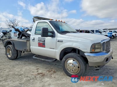 Czwarte zdjęcie samochodu z boku: 2001 FORD F450 SUPER DUTY VIN:1FDXF46F21EB13089 - miniatura