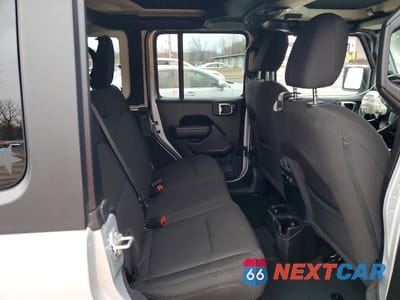 Zdjęcie 11 z 12 samochodu: 2023 JEEP WRANGLER SPORT VIN:1C4HJXDG1PW578003 - miniatura