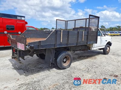 Trzecie zdjęcie samochodu z tyłu: 1997 FORD F350 SUPER DUTY VIN:1FDKF38G3VEB08256 - miniatura