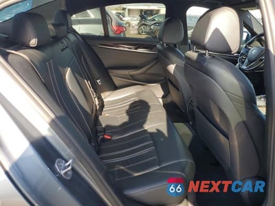 Zdjęcie 10 z 13 samochodu: 2018 BMW 530E VIN:WBAJA9C56JB249533 - miniatura