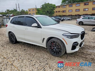 Czwarte zdjęcie samochodu z boku: 2022 BMW X5 SDRIVE 40I VIN:5UXCR4C01N9K42349 - miniatura