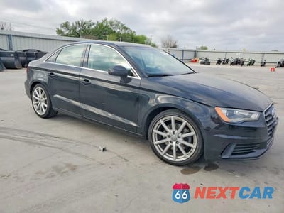 Czwarte zdjęcie samochodu z boku: 2015 AUDI A3 VIN:WAUEFGFF9F1056530 - miniatura