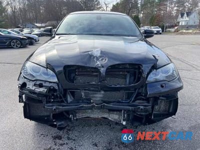 Zdjęcie 11 z 12 samochodu: 2011 BMW X6 M VIN:5YMGZ0C57BLK14388 - miniatura