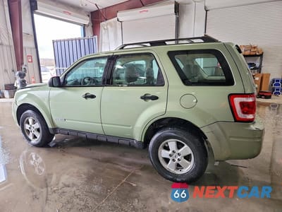 Drugie zdjęcie samochodu z przodu: 2008 FORD ESCAPE XLS VIN:1FMCU02Z88KA86182 - miniatura