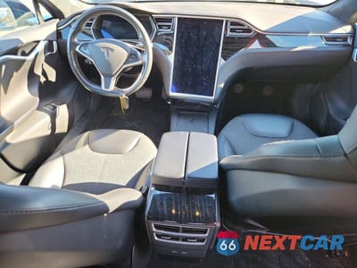 Zdjęcie 8 z 12 samochodu: 2017 TESLA MODEL S VIN:5YJSA1E17HF177834 - miniatura