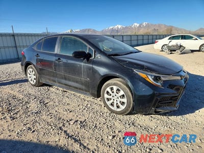 Czwarte zdjęcie samochodu z boku: 2021 TOYOTA COROLLA LE VIN:JTDEPMAE4MJ144556 - miniatura