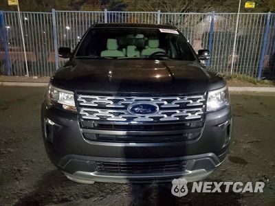 Piąte zdjęcie samochodu w środku: 2018 FORD EXPLORER XLT VIN:1FM5K7D81JGC41868 - miniatura