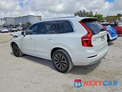 Drugie zdjęcie samochodu z przodu: 2022 VOLVO XC90 T6 MOMENTUM VIN:YV4A221K8N1817919 - miniatura