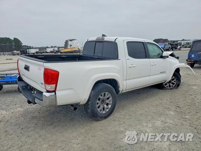 Trzecie zdjęcie samochodu z tyłu: 2017 TOYOTA TACOMA SR5 V6 VIN:3TMAZ5CN7HM044052 - miniatura