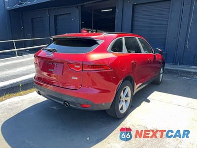 Czwarte zdjęcie samochodu z boku: 2018 JAGUAR F-PACE PREMIUM VIN:SADCJ2EV3JA242159 - miniatura