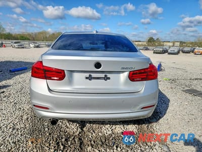 Zdjęcie 6 z 12 samochodu: 2017 BMW 320 I VIN:WBA8E1G56HNU13077 - miniatura