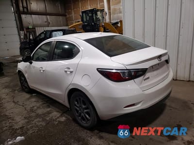 Drugie zdjęcie samochodu z przodu: 2020 TOYOTA YARIS LE VIN:3MYDLBYV9LY714175 - miniatura