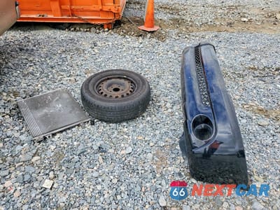 Zdjęcie 12 z 13 samochodu: 2002 TOYOTA TUNDRA SR5 V8 VIN:5TBRT34112S256613 - miniatura