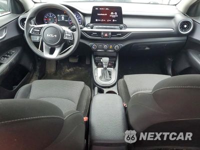 Zdjęcie 8 z 13 samochodu: 2024 KIA FORTE LXS VIN:3KPF24AD9RE841266 - miniatura