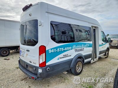Trzecie zdjęcie samochodu z tyłu: 2019 FORD TRANSIT T-350 - WHEELCHAIR SHUTTLE BUS VIN:1FDVU4XV7KKB31559 - miniatura