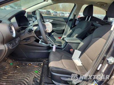 Zdjęcie 7 z 11 samochodu: 2024 KIA FORTE LXS VIN:3KPF24AD6RE817720 - miniatura