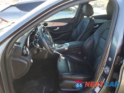 Zdjęcie 7 z 12 samochodu: 2018 MERCEDES-BENZ C 300 VIN:55SWF4JB4JU282046 - miniatura