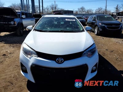 Piąte zdjęcie samochodu w środku: 2014 TOYOTA COROLLA S PLUS VIN:2T1BURHE0EC080690 - miniatura