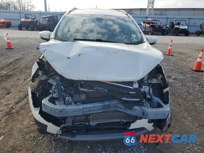 Piąte zdjęcie samochodu w środku: 2021 FORD ECOSPORT TITANIUM VIN:MAJ3S2KE2MC404648 - miniatura