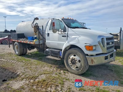 Czwarte zdjęcie samochodu z boku: 2007 FORD F750 SUPER DUTY TANK TRUCK VIN:3FRWF75B97V515451 - miniatura