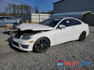 2015 MERCEDES-BENZ C 250 WDDGJ4HB3FG360121 - główne zdjęcie licytacji z USA - miniatura