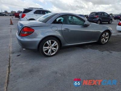 Trzecie zdjęcie samochodu z tyłu: 2009 MERCEDES-BENZ SLK 350 VIN:WDBWK58F99F191226 - miniatura