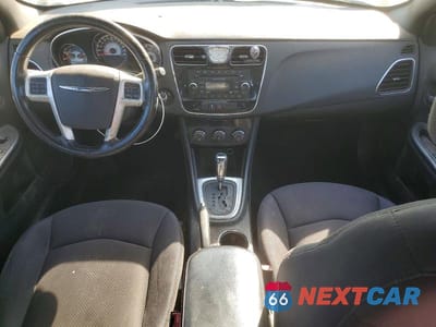 Zdjęcie 8 z 12 samochodu: 2013 CHRYSLER 200 TOURING VIN:1C3CCBBB8DN694139 - miniatura
