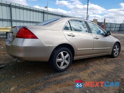 Trzecie zdjęcie samochodu z tyłu: 2006 HONDA ACCORD EX VIN:1HGCM56736A030049 - miniatura