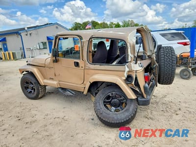 Drugie zdjęcie samochodu z przodu: 1999 JEEP WRANGLER / TJ SAHARA VIN:1J4FY49S4XP450485 - miniatura