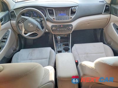 Zdjęcie 8 z 13 samochodu: 2018 HYUNDAI TUCSON SE VIN:KM8J2CA45JU807895 - miniatura