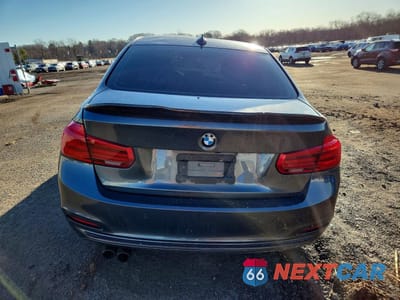 Zdjęcie 6 z 12 samochodu: 2018 BMW 330 XI VIN:WBA8D9C51JEM33086 - miniatura
