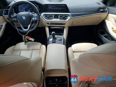 Zdjęcie 8 z 11 samochodu: 2022 BMW 330XE VIN:3MW5P9J0XN8C38596 - miniatura