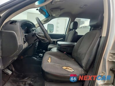 Zdjęcie 7 z 13 samochodu: 2004 DODGE RAM 3500 ST VIN:3D7MU48C44G264423 - miniatura