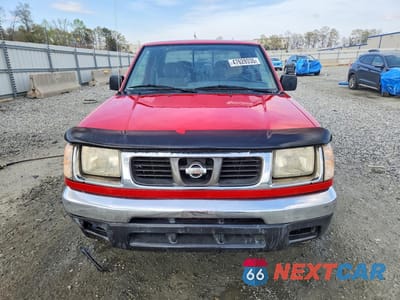 Piąte zdjęcie samochodu w środku: 2000 NISSAN FRONTIER XE VIN:1N6ED27Y7YC321400 - miniatura