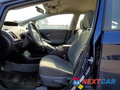 Zdjęcie 7 z 12 samochodu: 2015 TOYOTA PRIUS THREE VIN:JTDKN3DU1F1876829 - miniatura