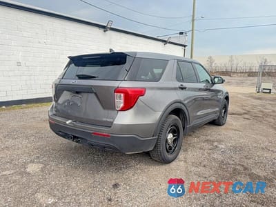 Czwarte zdjęcie samochodu z boku: 2020 FORD EXPLORER POLICE INTERCEPTOR VIN:1FM5K8ABXLGA19256 - miniatura