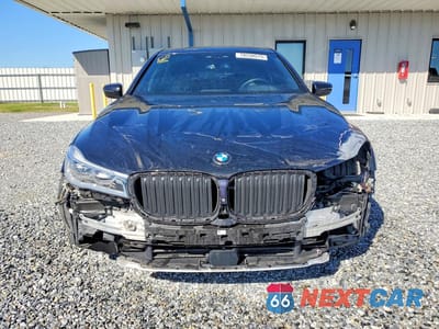Piąte zdjęcie samochodu w środku: 2019 BMW 750 XI VIN:WBA7F2C5XKB240502 - miniatura