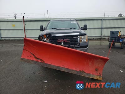 Piąte zdjęcie samochodu w środku: 2011 GMC SIERRA K2500 SLE VIN:1GT220CG6BZ171006 - miniatura