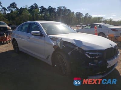 Czwarte zdjęcie samochodu z boku: 2022 BMW 540 I VIN:WBA53BJ01NWX78672 - miniatura