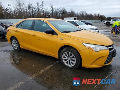 Czwarte zdjęcie samochodu z boku: 2015 TOYOTA CAMRY HYBRID LE VIN:4T1BD1FK5FU176129 - miniatura