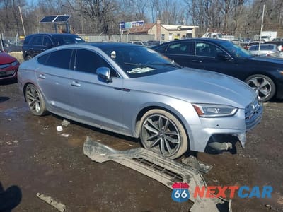 Czwarte zdjęcie samochodu z boku: 2018 AUDI S5 PRESTIGE VIN:WAUC4CF50JA064960 - miniatura