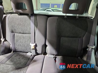 Zdjęcie 10 z 12 samochodu: 2001 TOYOTA RAV4 BASE VIN:JTEHH20V216002698 - miniatura