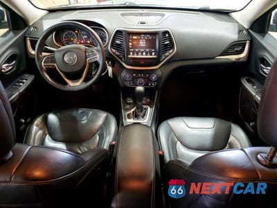 Zdjęcie 8 z 13 samochodu: 2015 JEEP CHEROKEE LATITUDE VIN:1C4PJMCS3FW614921 - miniatura