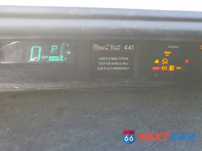 Zdjęcie 9 z 13 samochodu: 2013 TOYOTA PRIUS C TWO VIN:JTDKDTB34D1528209 - miniatura